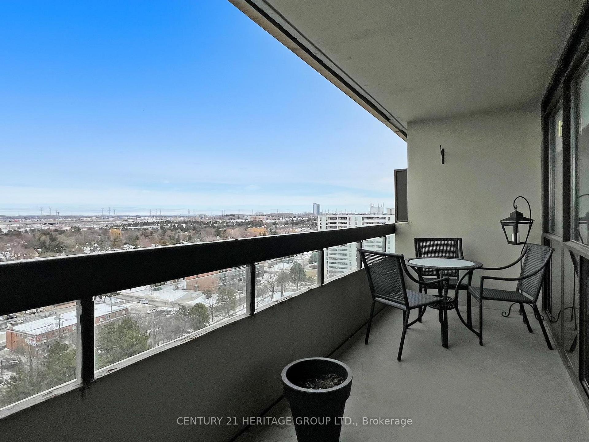 Photo 23 of Unit 1605, 8111 Yonge Street, Markham, Royal Orchard — HOMEH