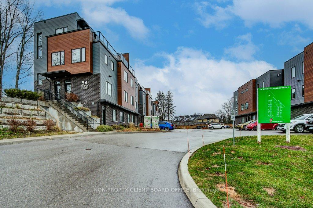 Front of Unit 10, 54 Bridge Street W