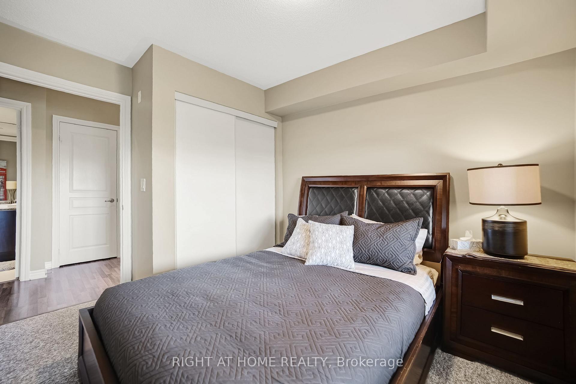 Photo 16 of Unit 307, 8 Brandy Lane Drive, Collingwood — HOMEH