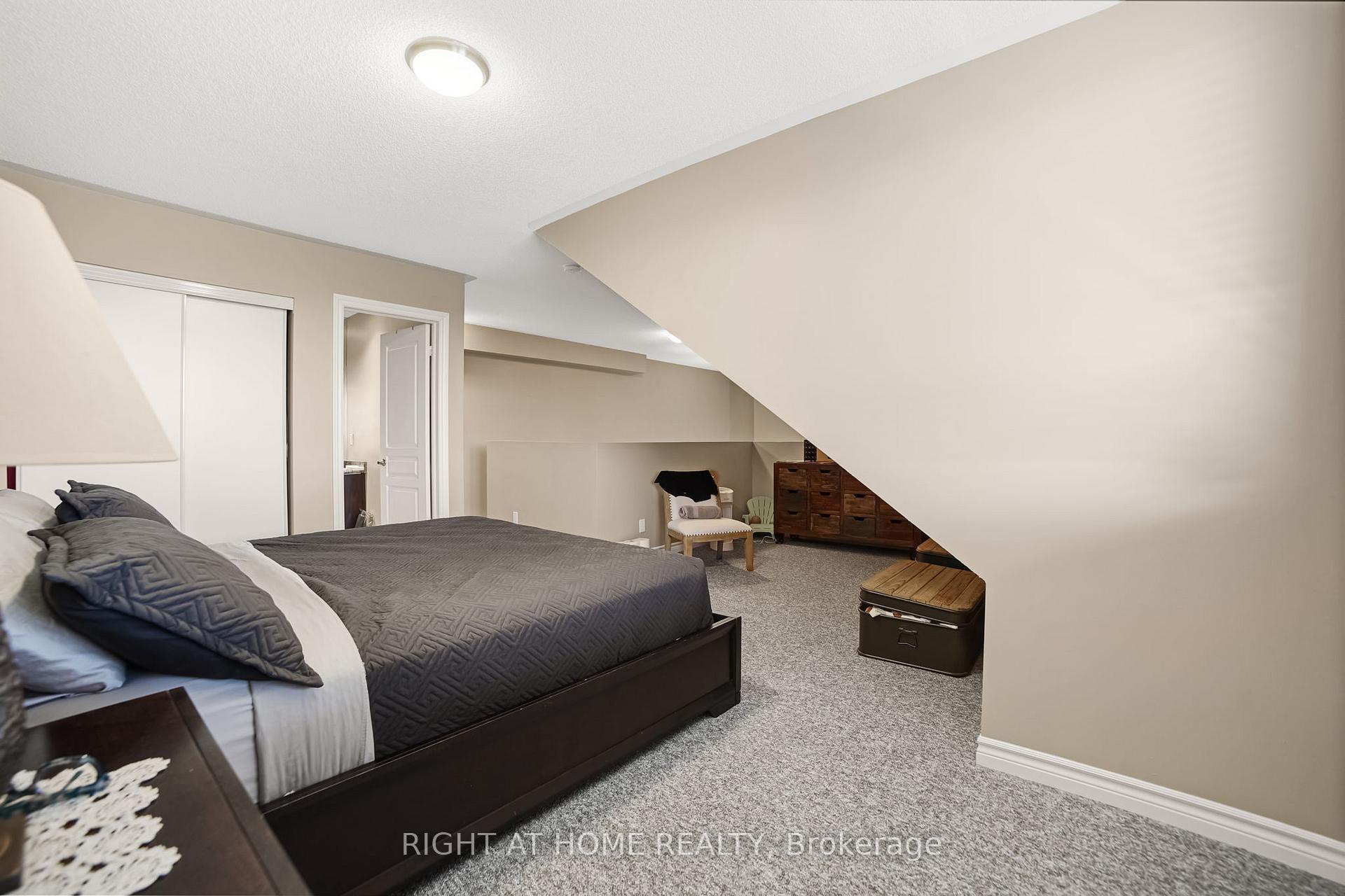 Photo 21 of Unit 307, 8 Brandy Lane Drive, Collingwood — HOMEH