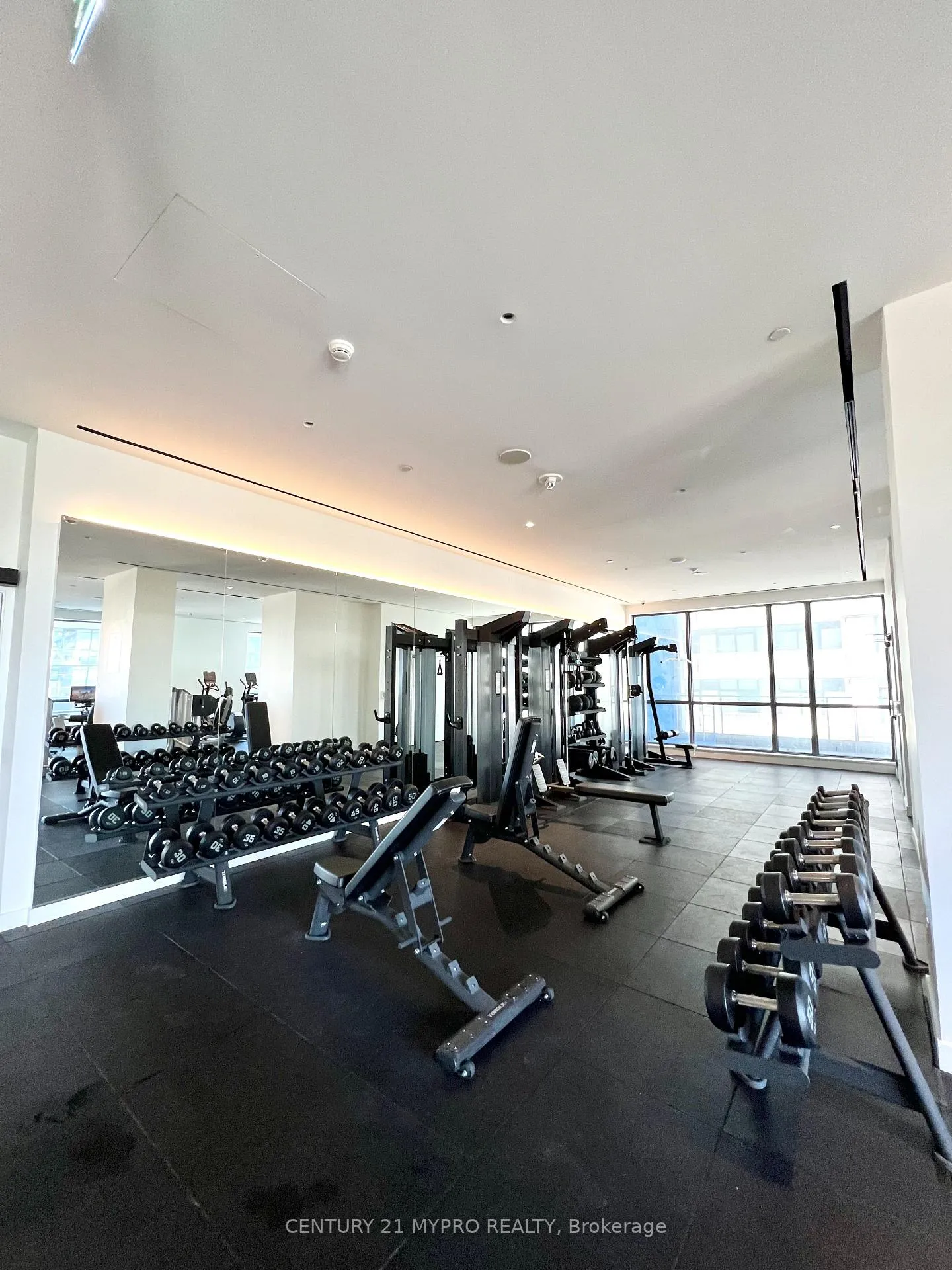 Photo 6 of Unit 1507, 39 Roehampton Avenue E, Toronto, Yonge-Eglinton — HOMEH