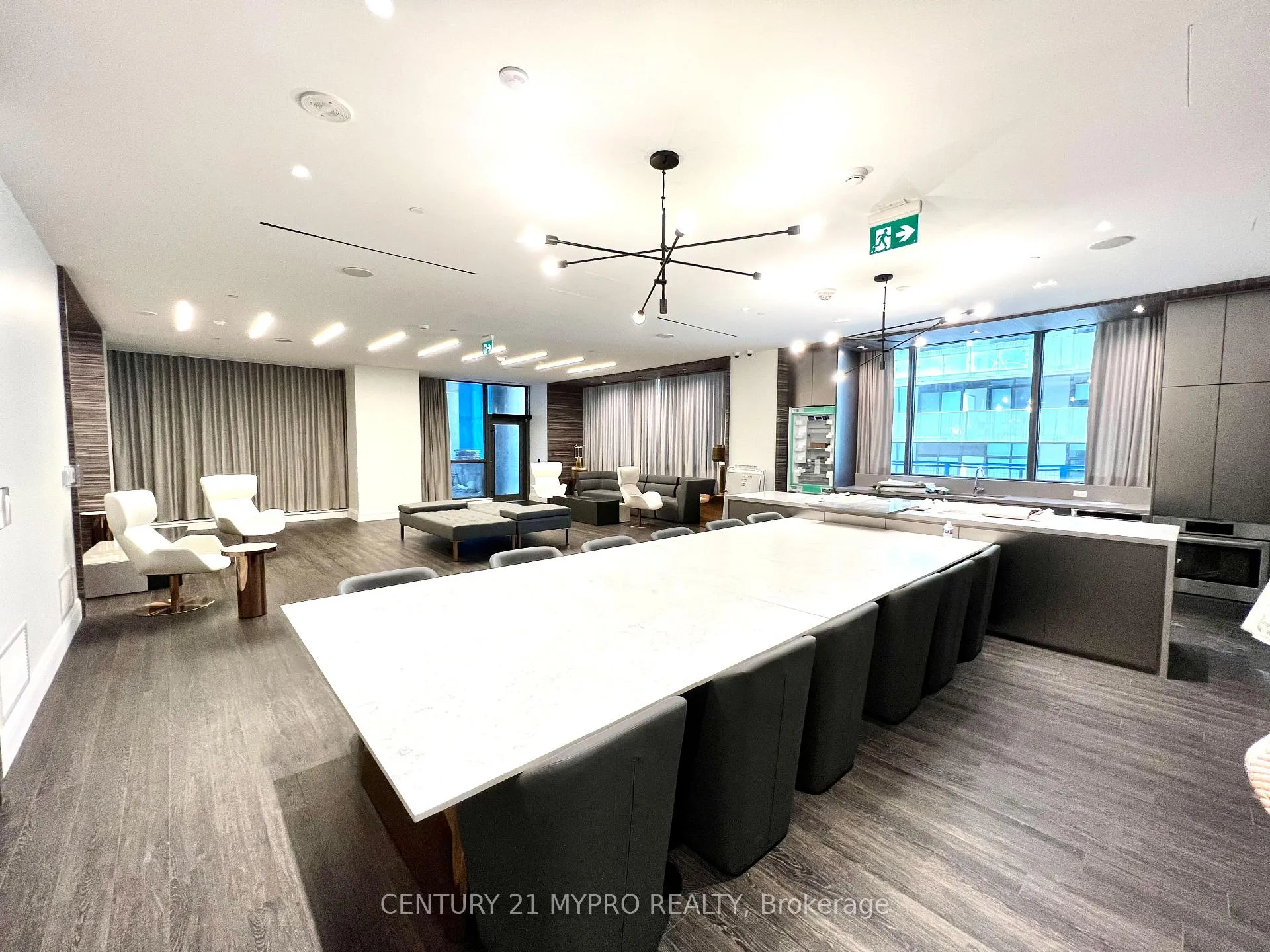 Photo 13 of Unit 1507, 39 Roehampton Avenue E, Toronto, Yonge-Eglinton — HOMEH