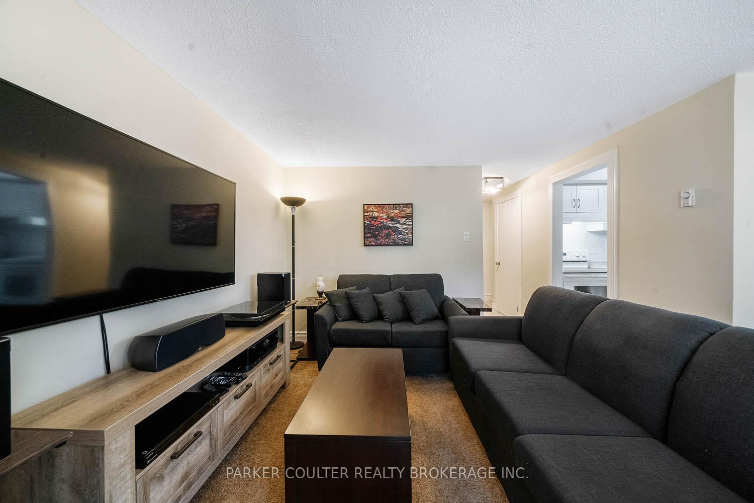 Photo 8 of Unit 8, 13 Meadow Lane, Barrie, Ardagh — HOMEH