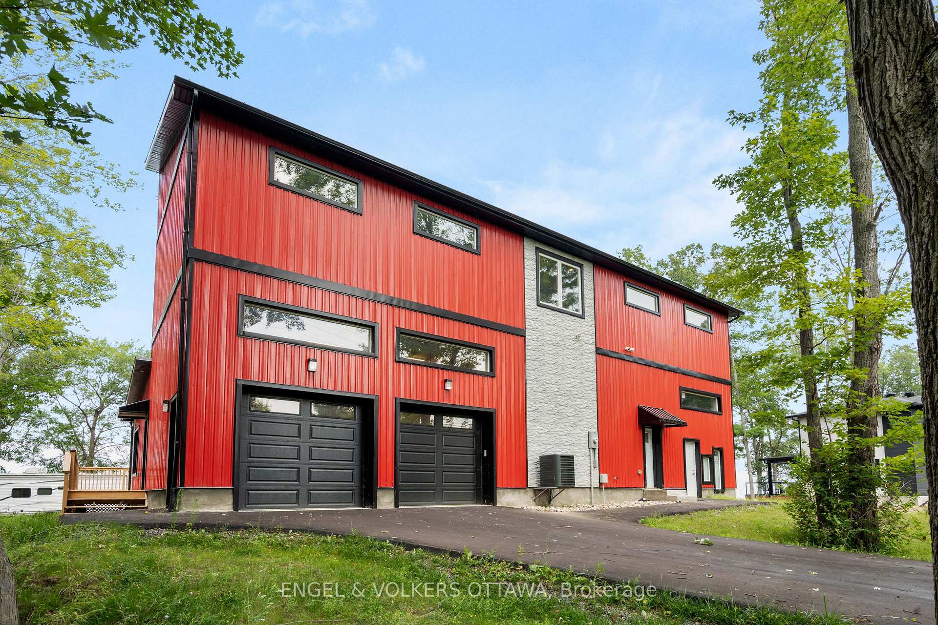 Photo 2 of 866 Bayview Drive, Ottawa, Constance Bay — HOMEH