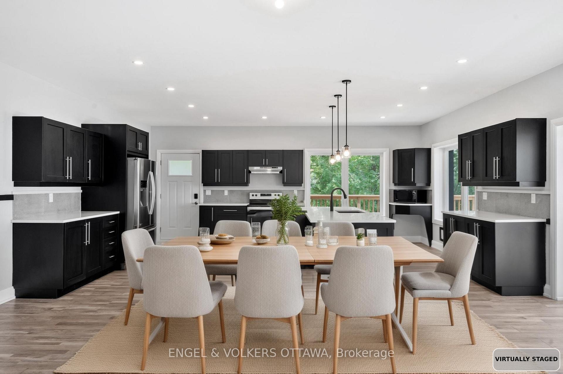Photo 10 of 866 Bayview Drive, Ottawa, Constance Bay — HOMEH