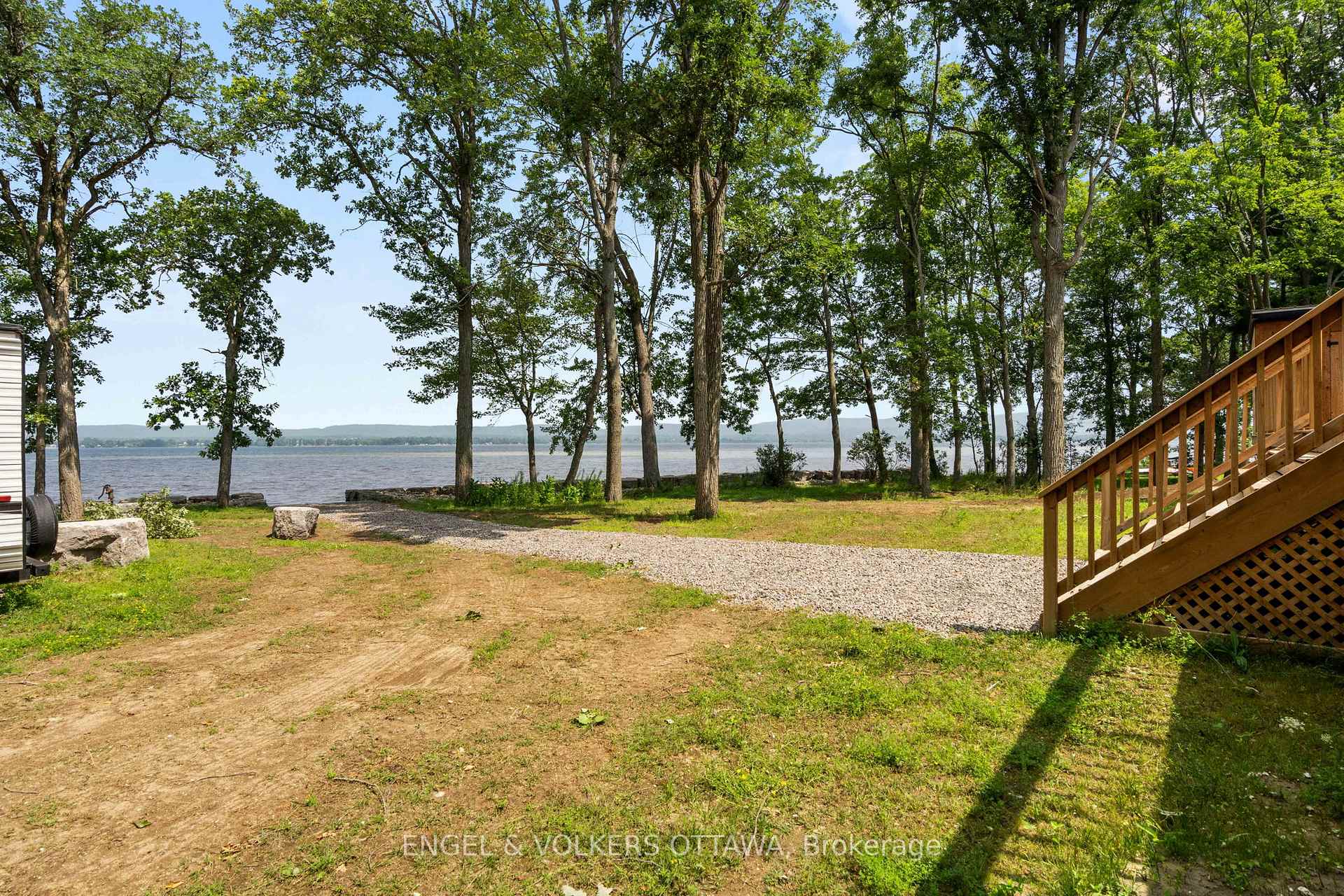 Photo 30 of 866 Bayview Drive, Ottawa, Constance Bay — HOMEH