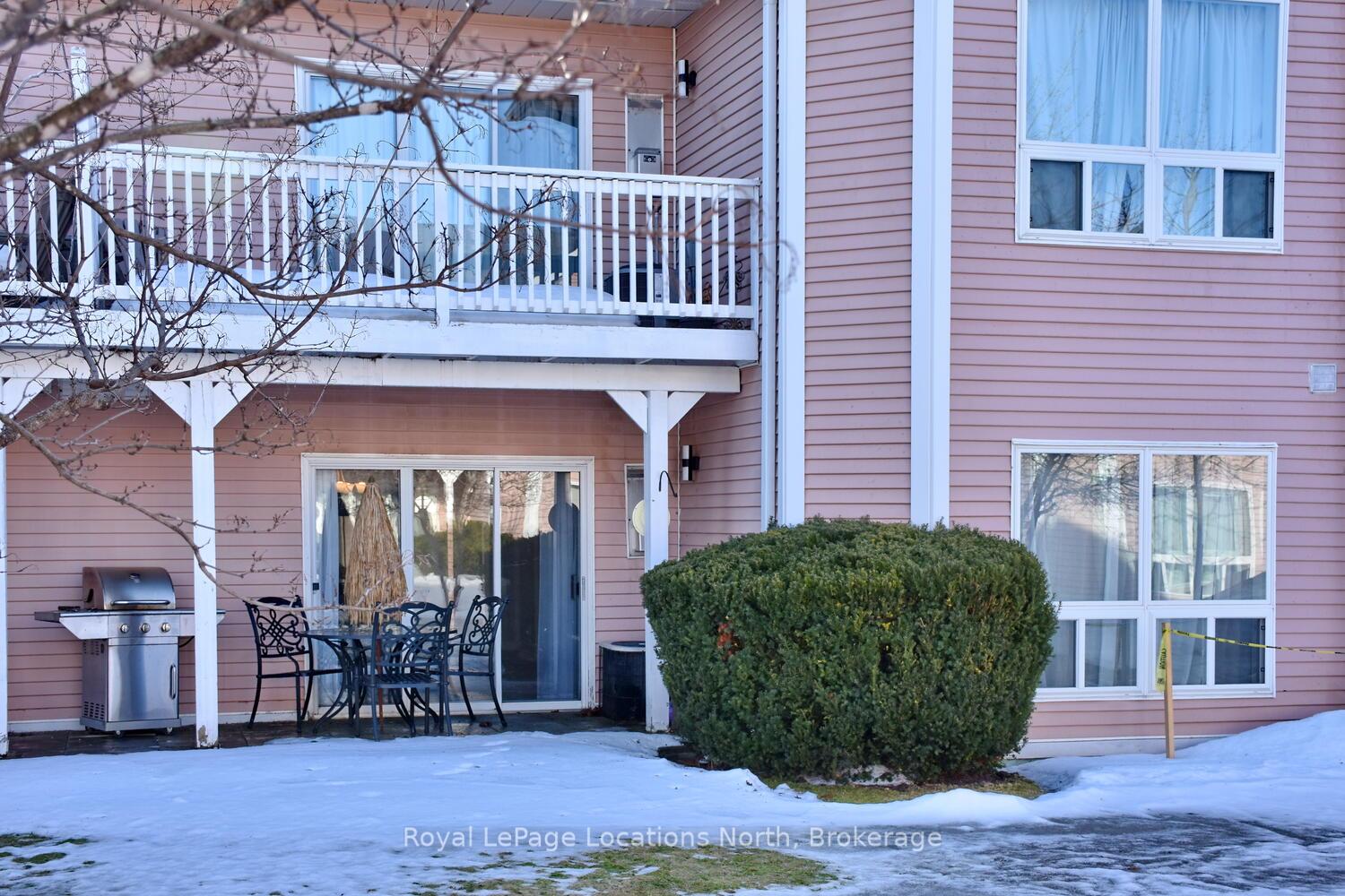 Photo 9 of Unit 818, 32 Dawson Drive, Collingwood — HOMEH