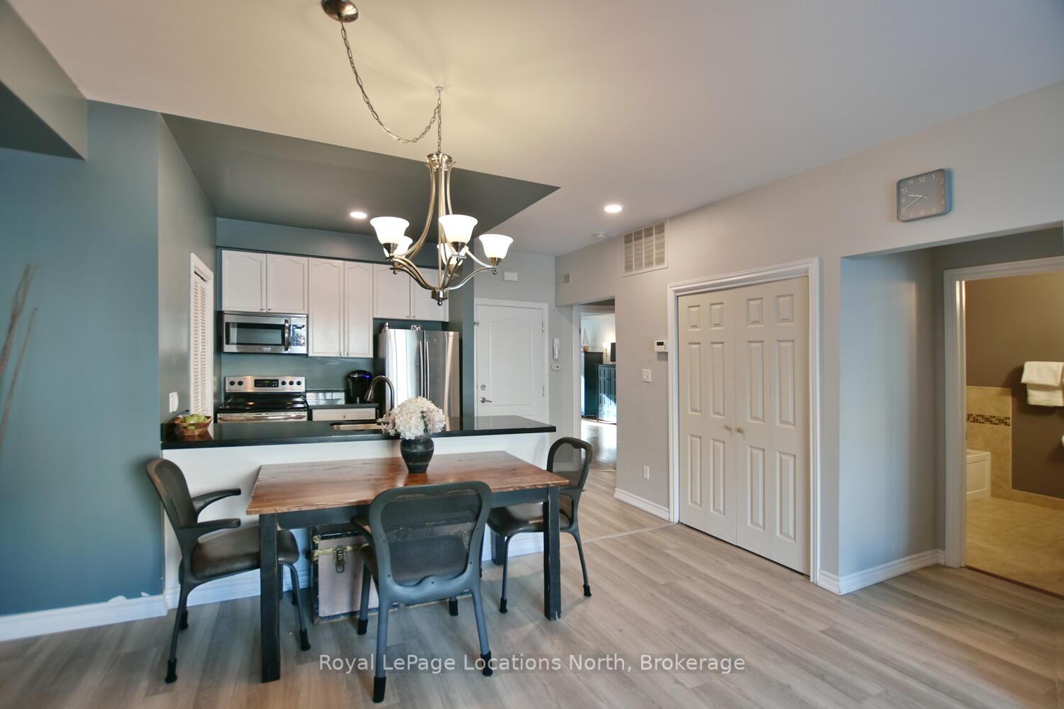 Photo 20 of Unit 818, 32 Dawson Drive, Collingwood — HOMEH