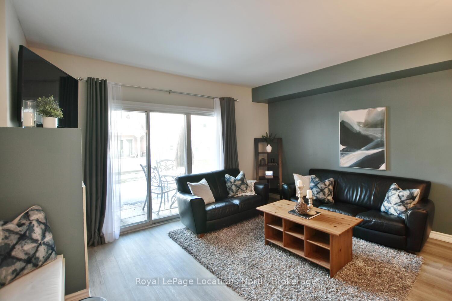 Photo 25 of Unit 818, 32 Dawson Drive, Collingwood — HOMEH