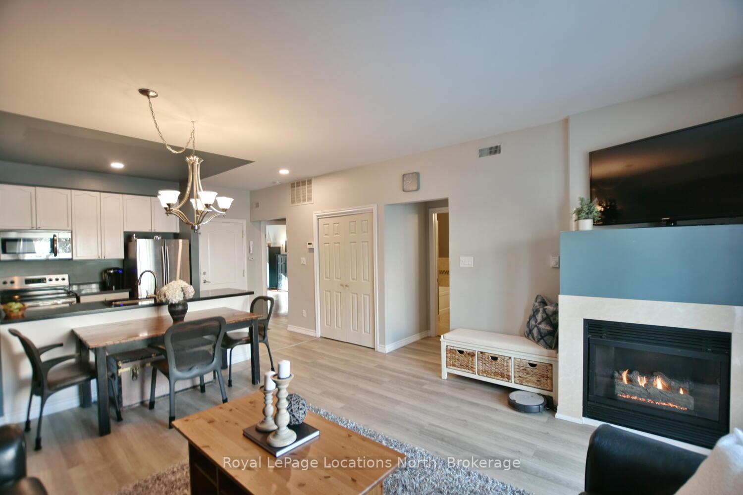 Photo 26 of Unit 818, 32 Dawson Drive, Collingwood — HOMEH