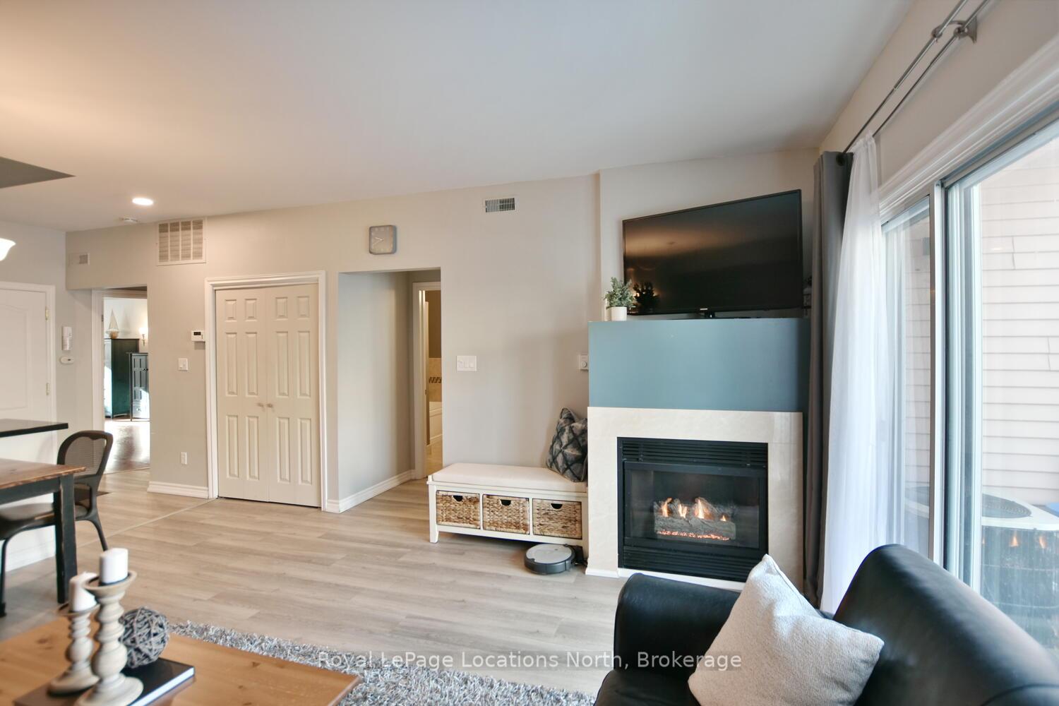 Photo 27 of Unit 818, 32 Dawson Drive, Collingwood — HOMEH