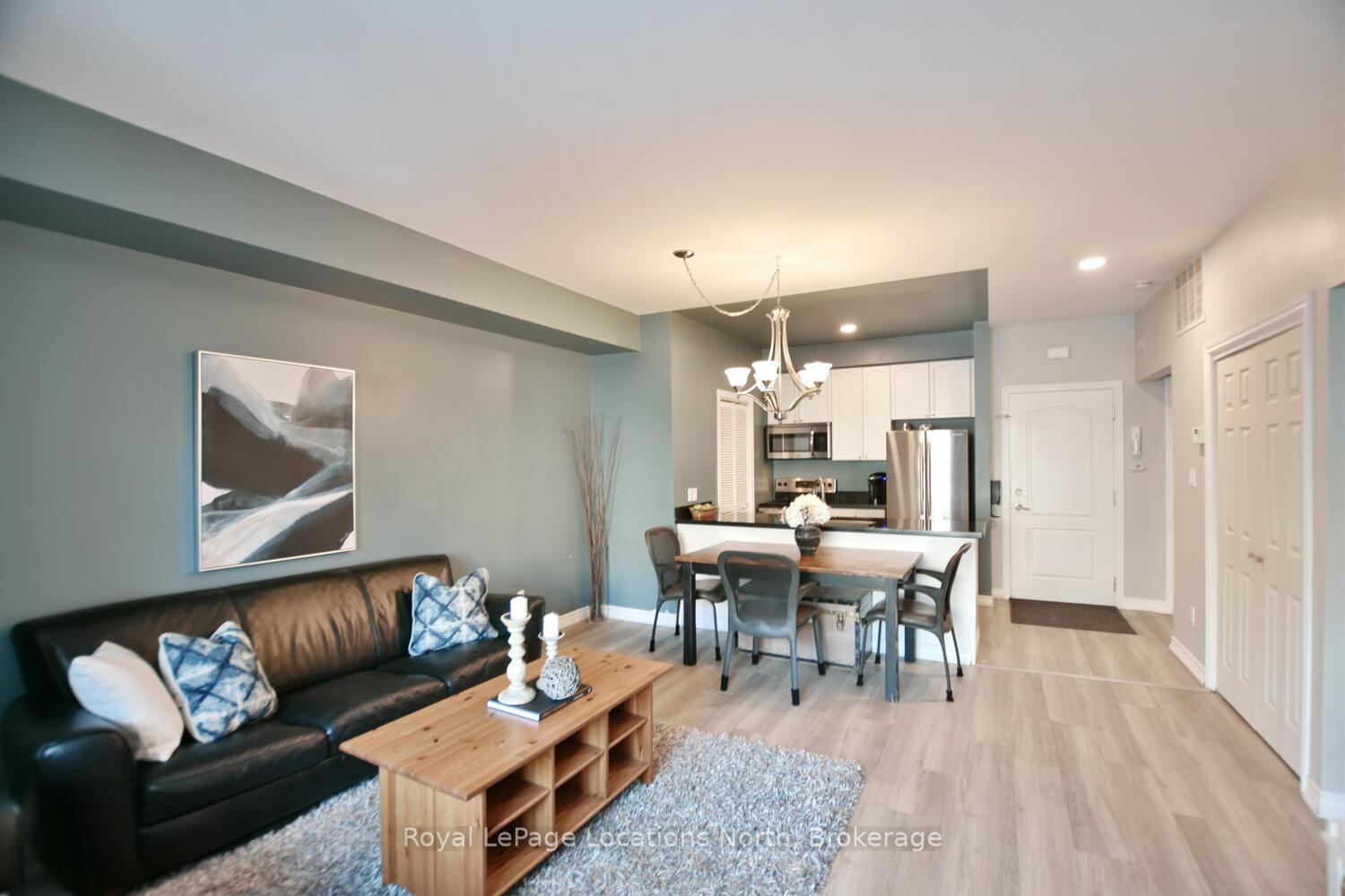 Photo 28 of Unit 818, 32 Dawson Drive, Collingwood — HOMEH
