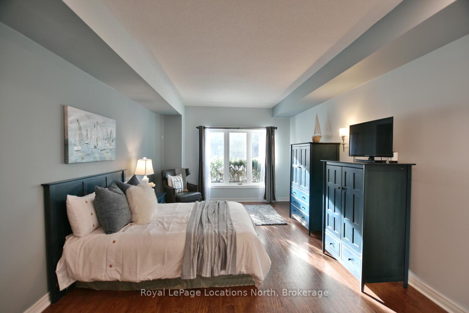 Photo 31 of Unit 818, 32 Dawson Drive, Collingwood — HOMEH