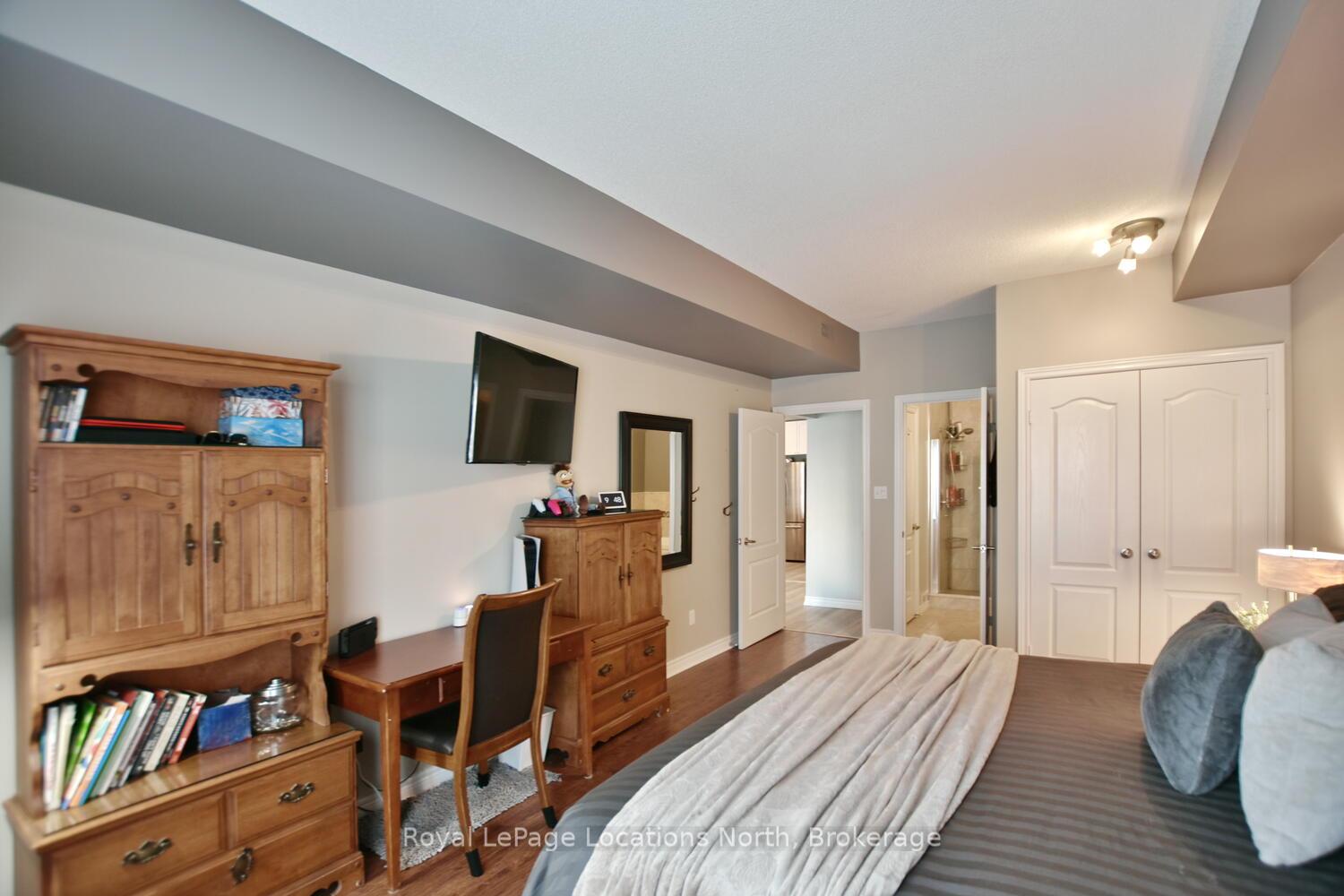 Photo 41 of Unit 818, 32 Dawson Drive, Collingwood — HOMEH