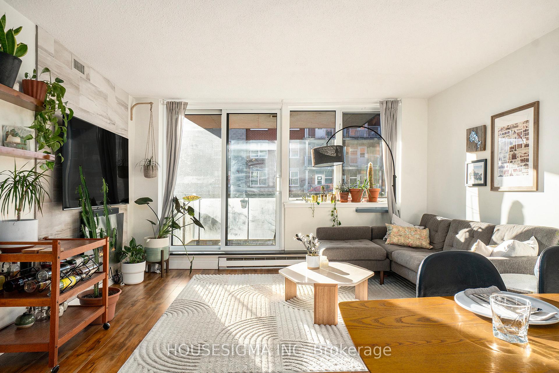 Photo 4 of Unit 303, 309 Cumberland Street, Ottawa, Lower Town/Byward Market — HOMEH