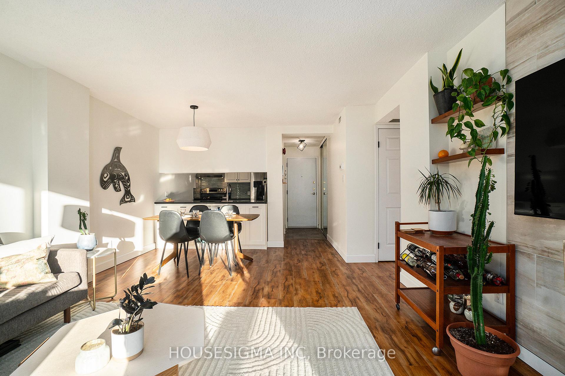 Photo 9 of Unit 303, 309 Cumberland Street, Ottawa, Lower Town/Byward Market — HOMEH
