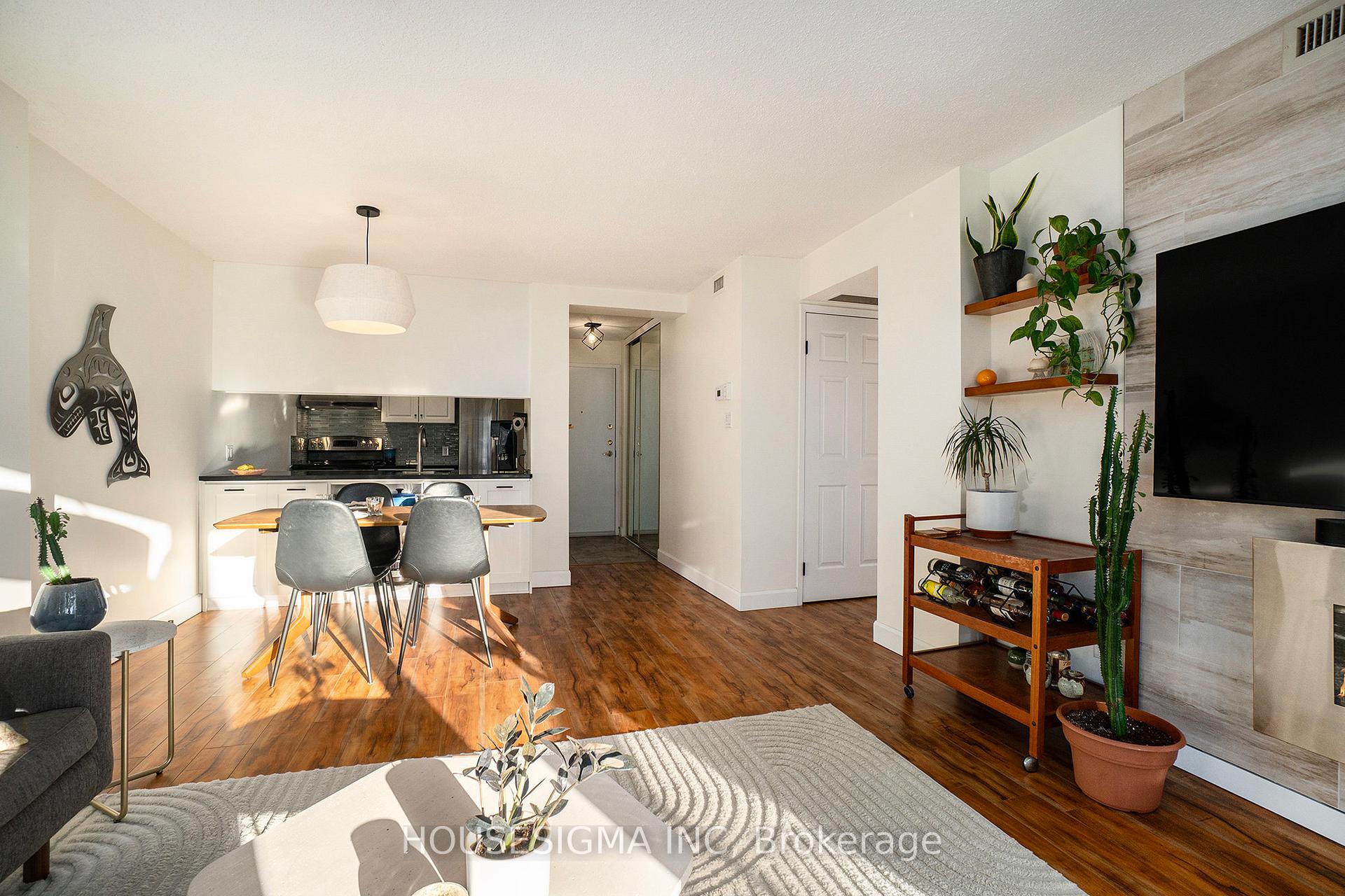 Photo 10 of Unit 303, 309 Cumberland Street, Ottawa, Lower Town/Byward Market — HOMEH