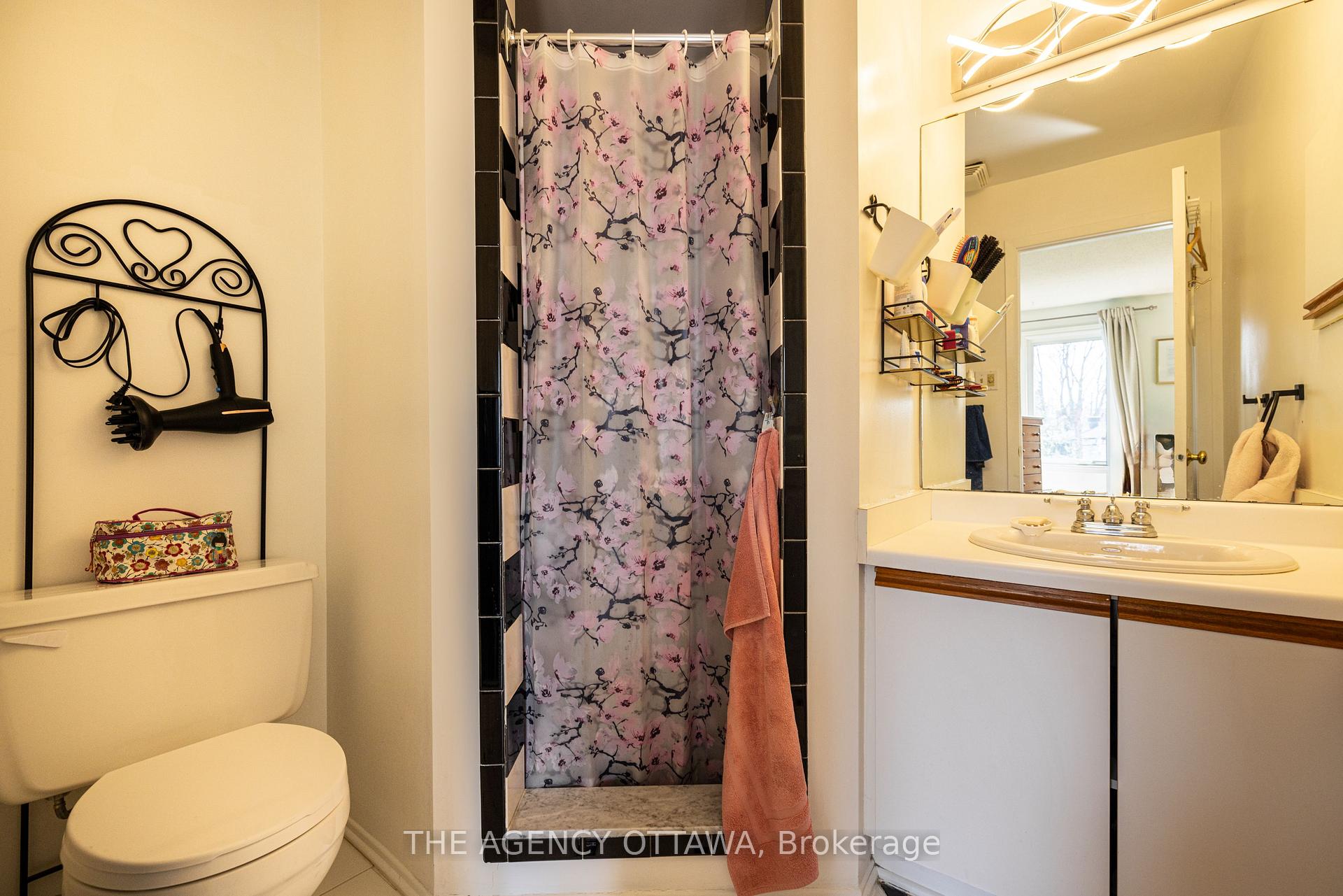 Photo 40 of Unit 62, 710 Coronation Avenue, Ottawa, Riverview Park — HOMEH