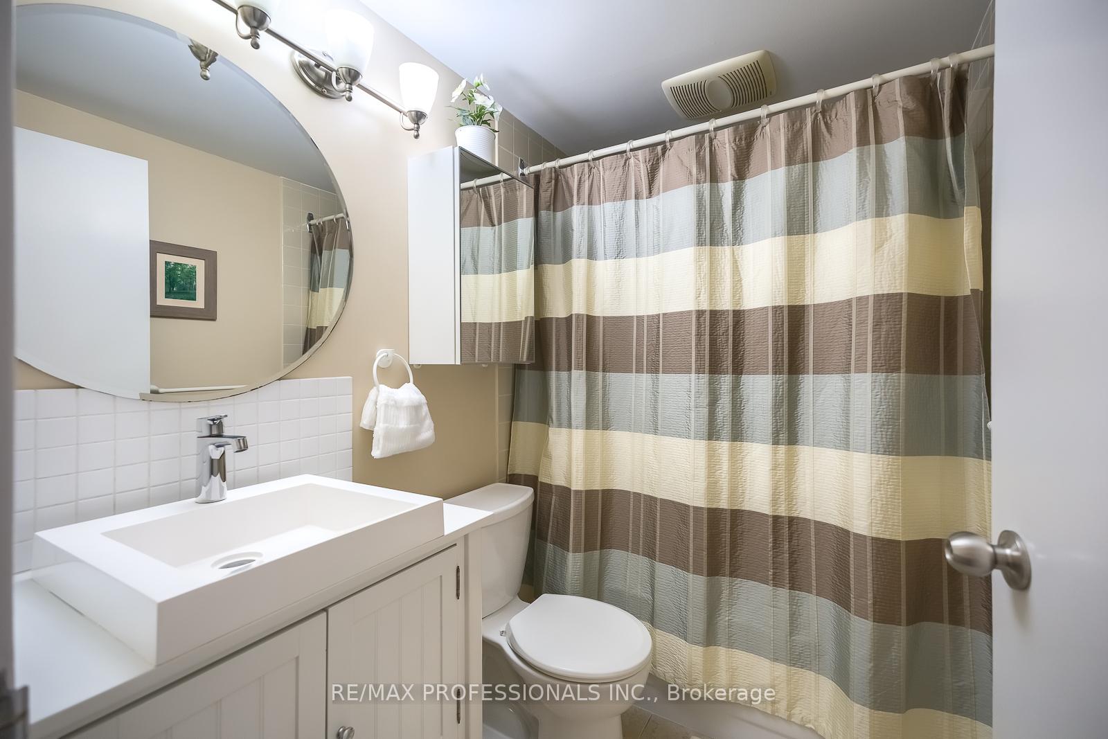 Photo 17 of Unit 604, 240 Scarlett Road, Toronto, Rockcliffe-Smythe — HOMEH
