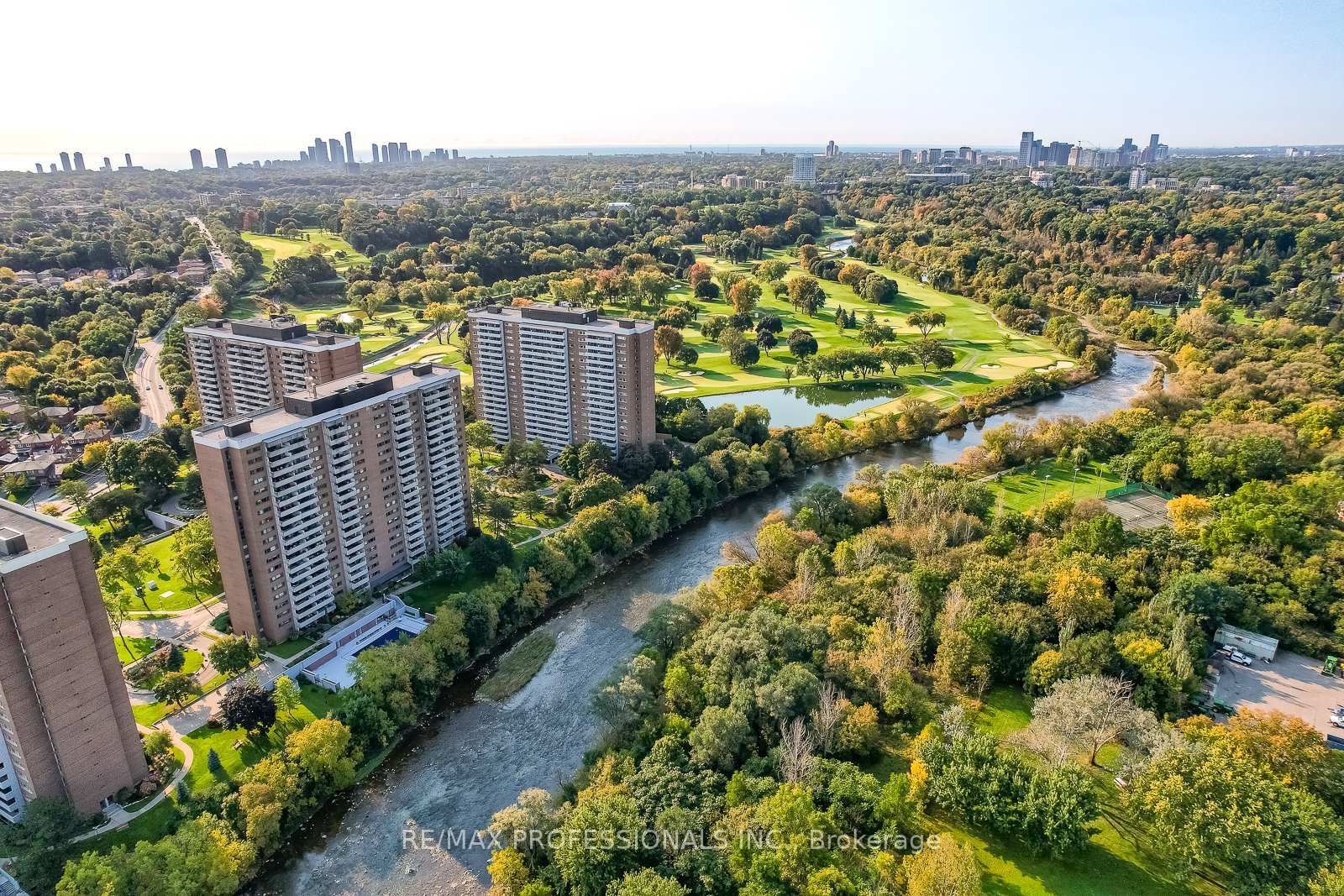 Photo 28 of Unit 604, 240 Scarlett Road, Toronto, Rockcliffe-Smythe — HOMEH