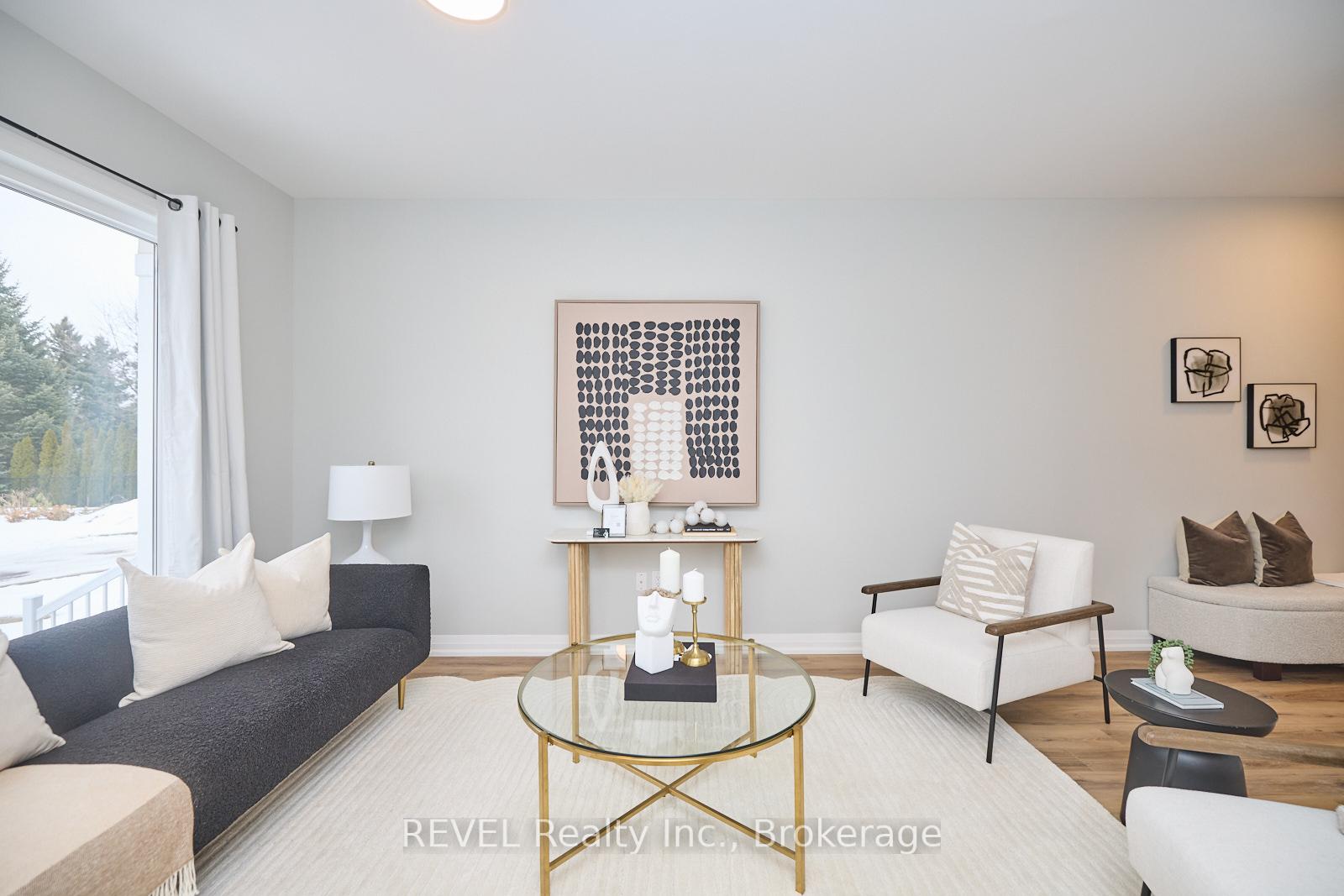 Photo 2 of Unit 8, 100 Welland Road, Pelham, Fonthill — HOMEH