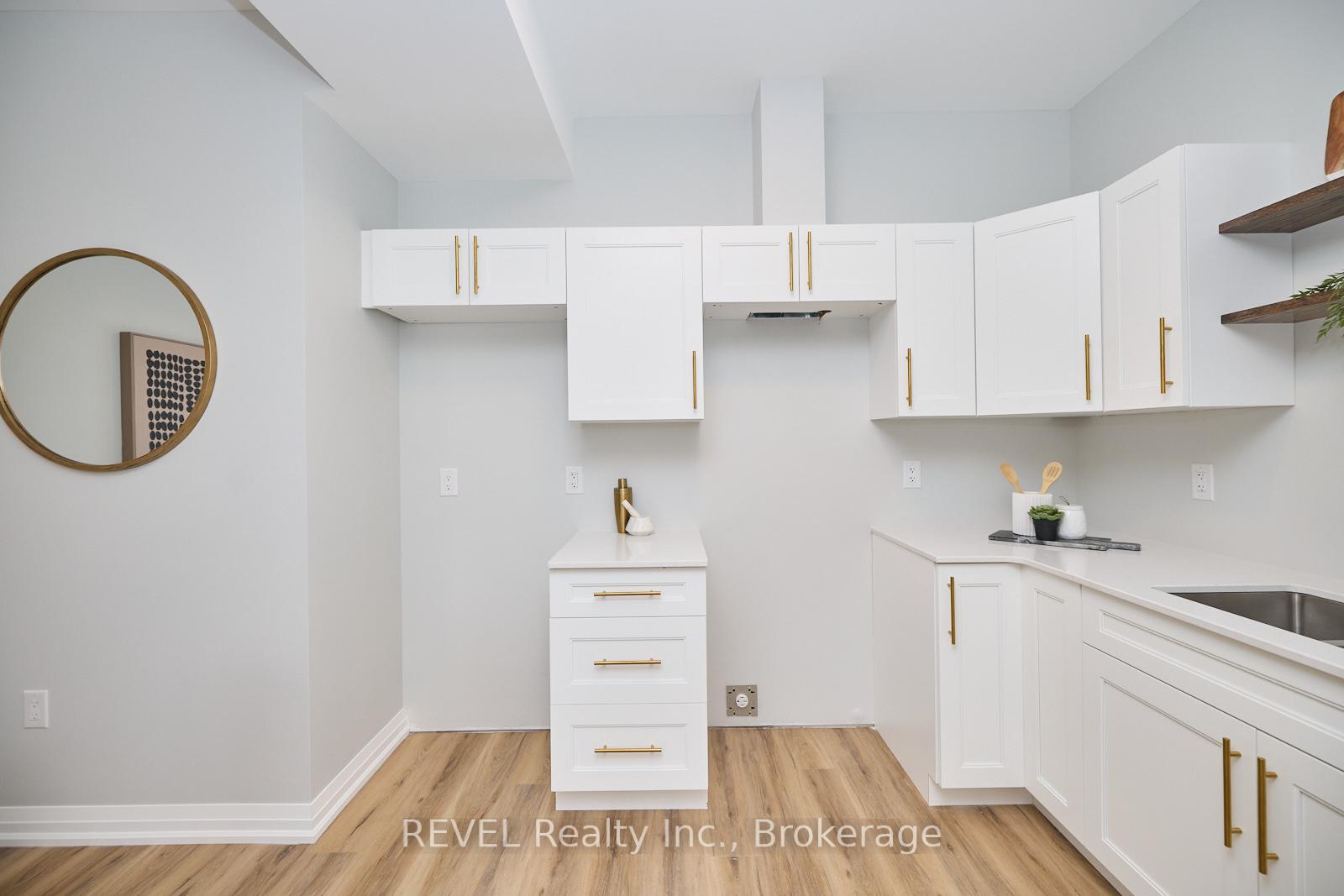 Photo 8 of Unit 8, 100 Welland Road, Pelham, Fonthill — HOMEH