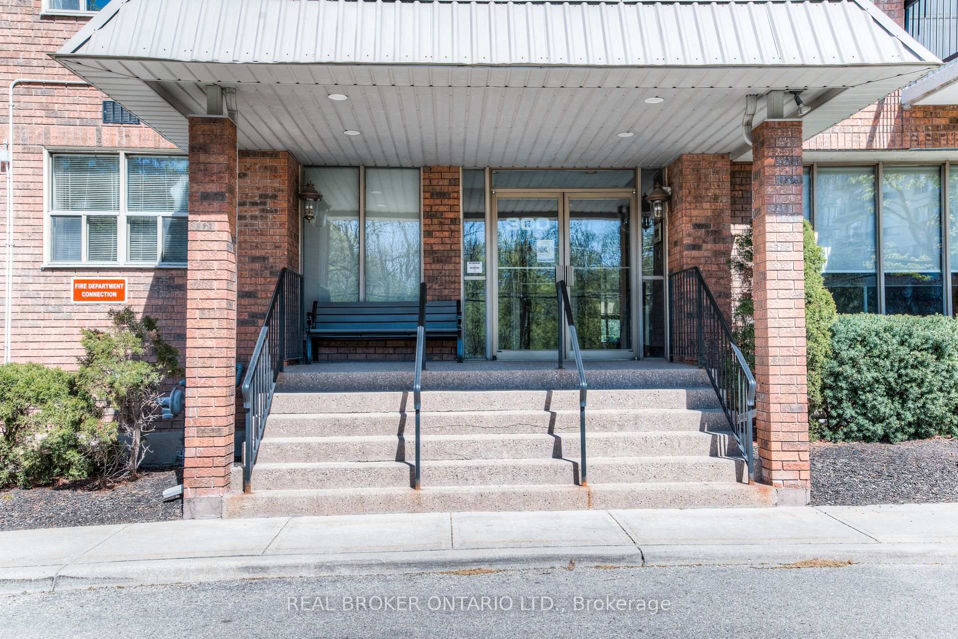 Photo 2 of Unit 205, 300 Keats Way, Waterloo — HOMEH
