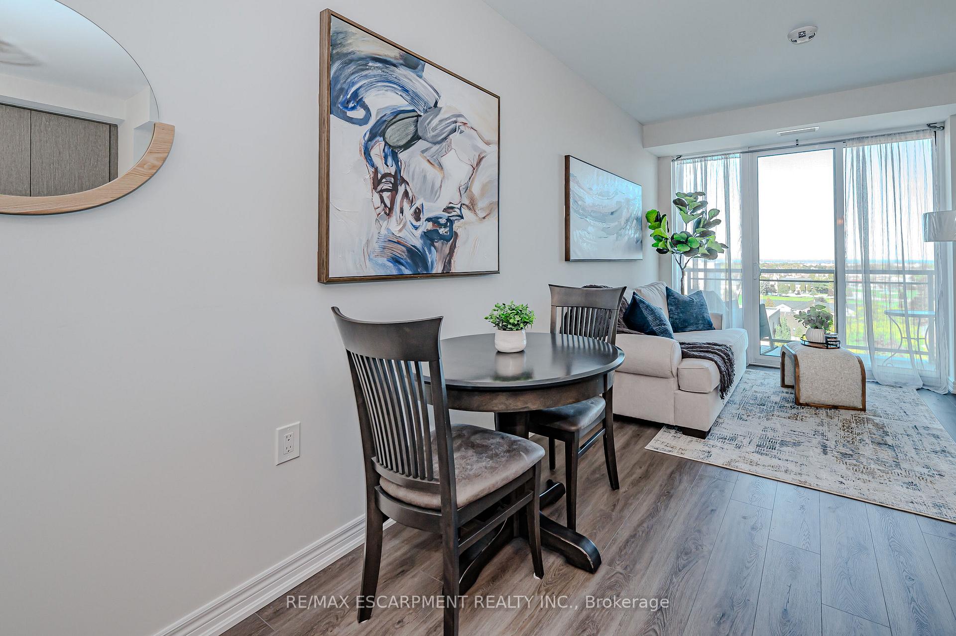 Photo 6 of Unit 605, 2750 King Street E, Hamilton, Greenford — HOMEH