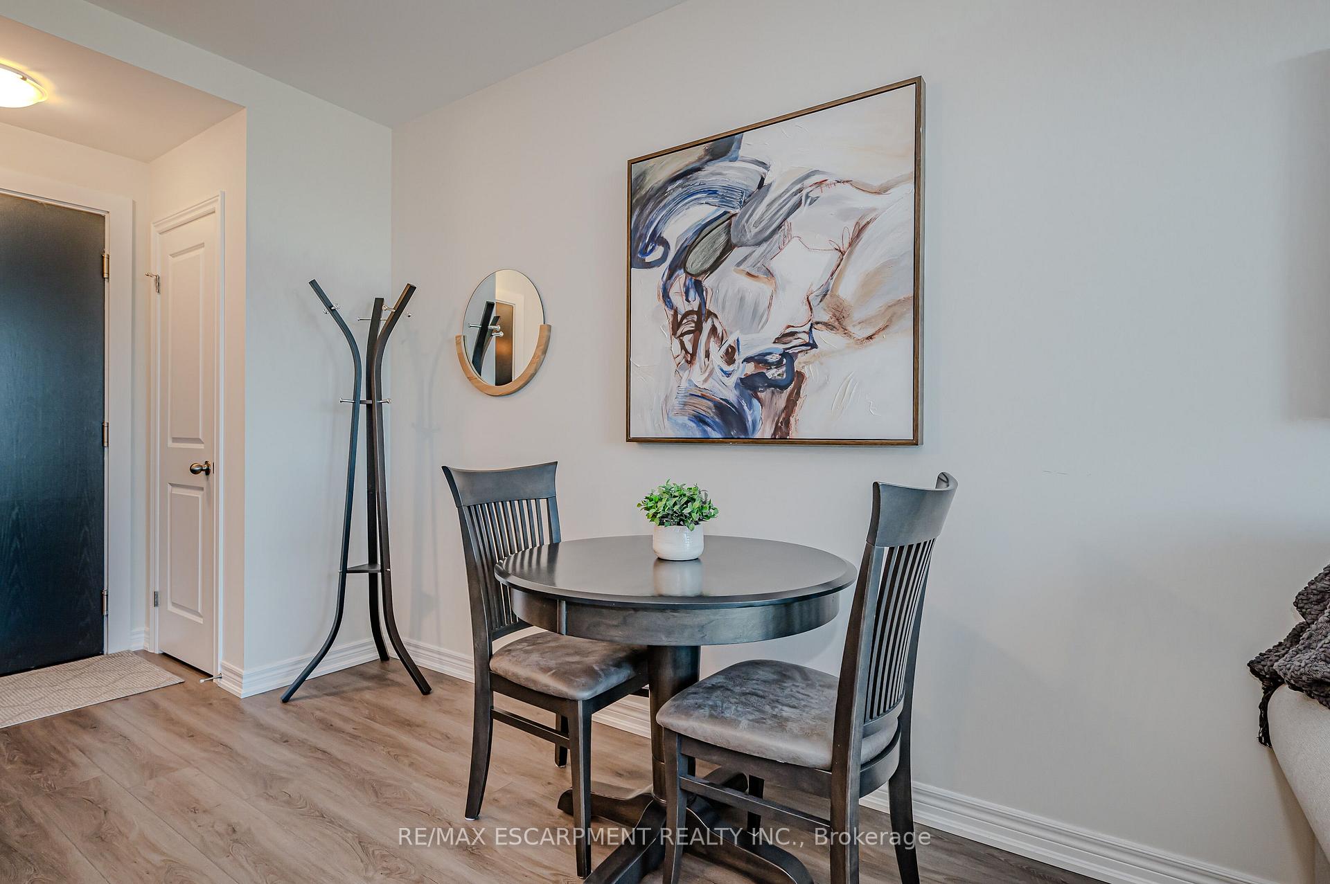 Photo 9 of Unit 605, 2750 King Street E, Hamilton, Greenford — HOMEH