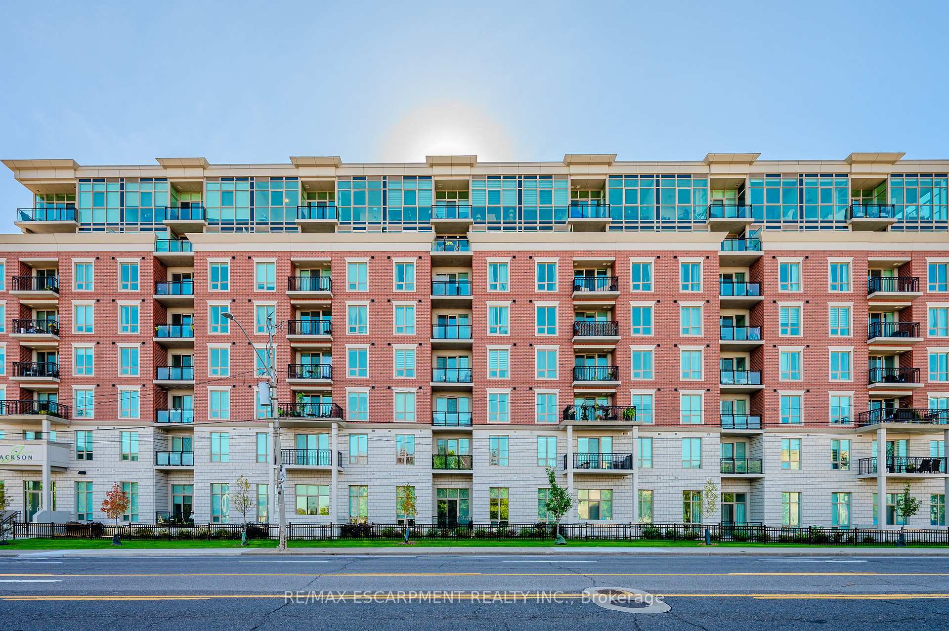 Photo 17 of Unit 605, 2750 King Street E, Hamilton, Greenford — HOMEH