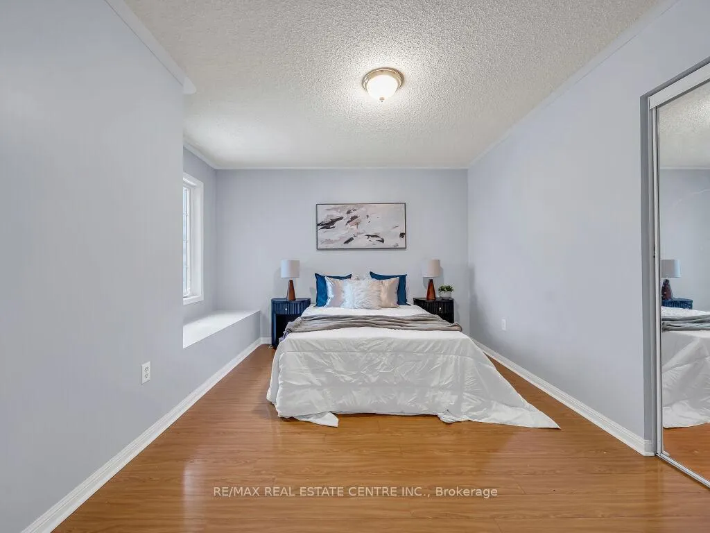 Photo 30 of 22 Rufford Drive, Brampton, Vales of Castlemore — HOMEH