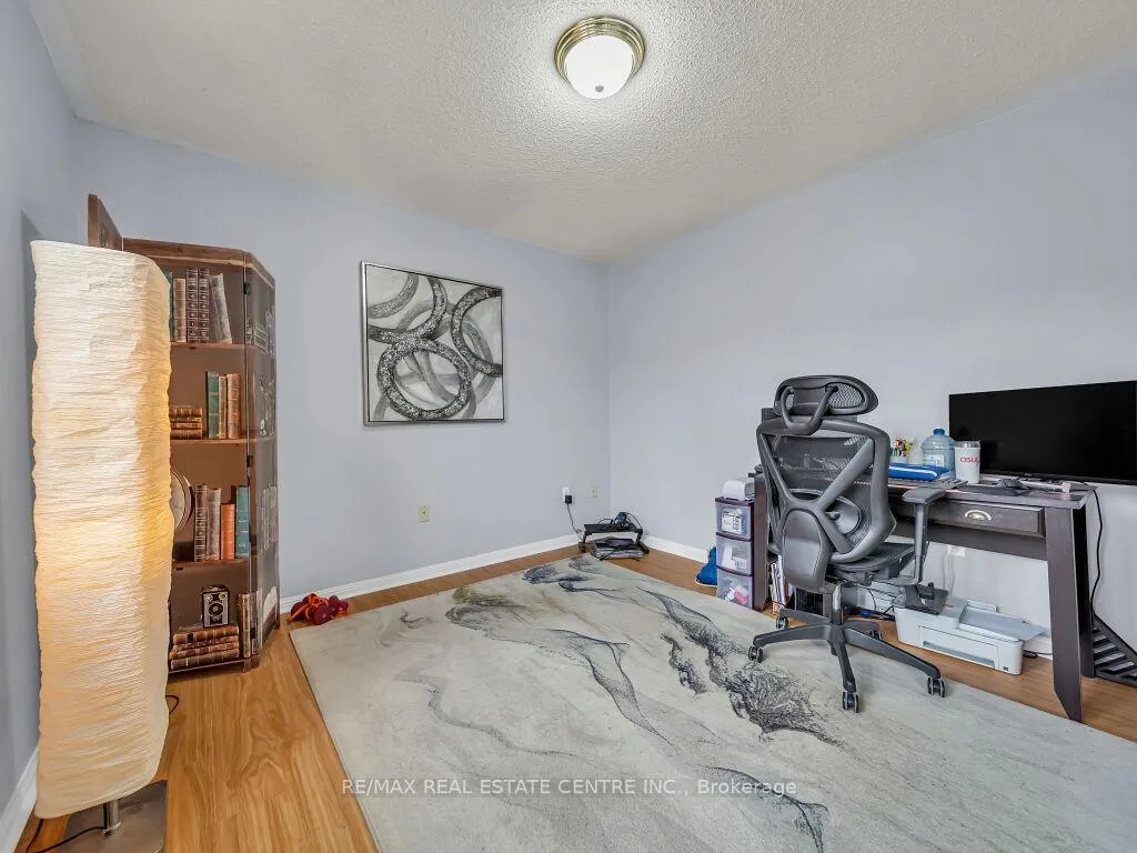 Photo 37 of 22 Rufford Drive, Brampton, Vales of Castlemore — HOMEH