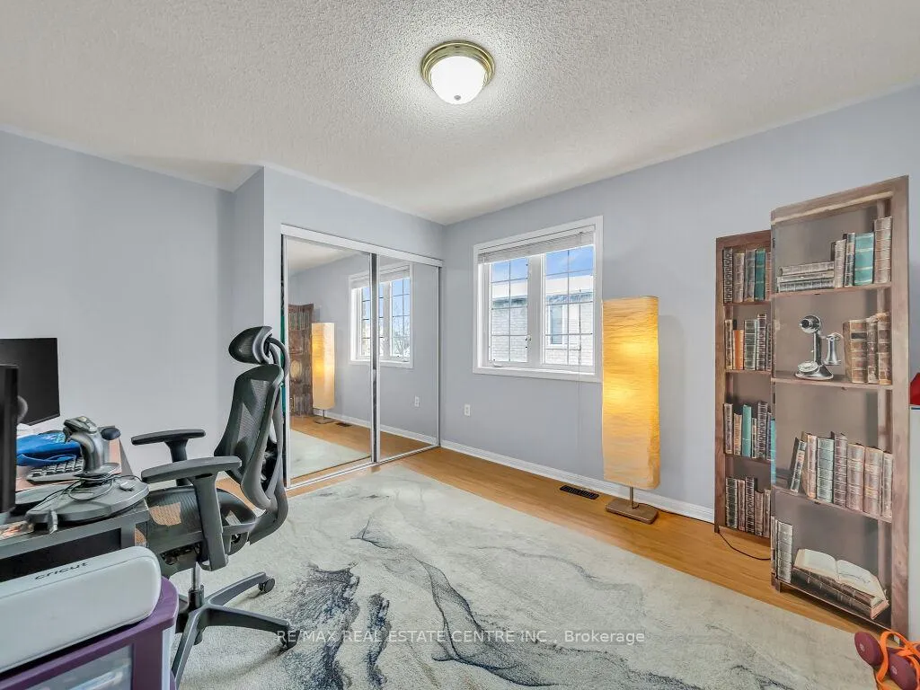 Photo 38 of 22 Rufford Drive, Brampton, Vales of Castlemore — HOMEH