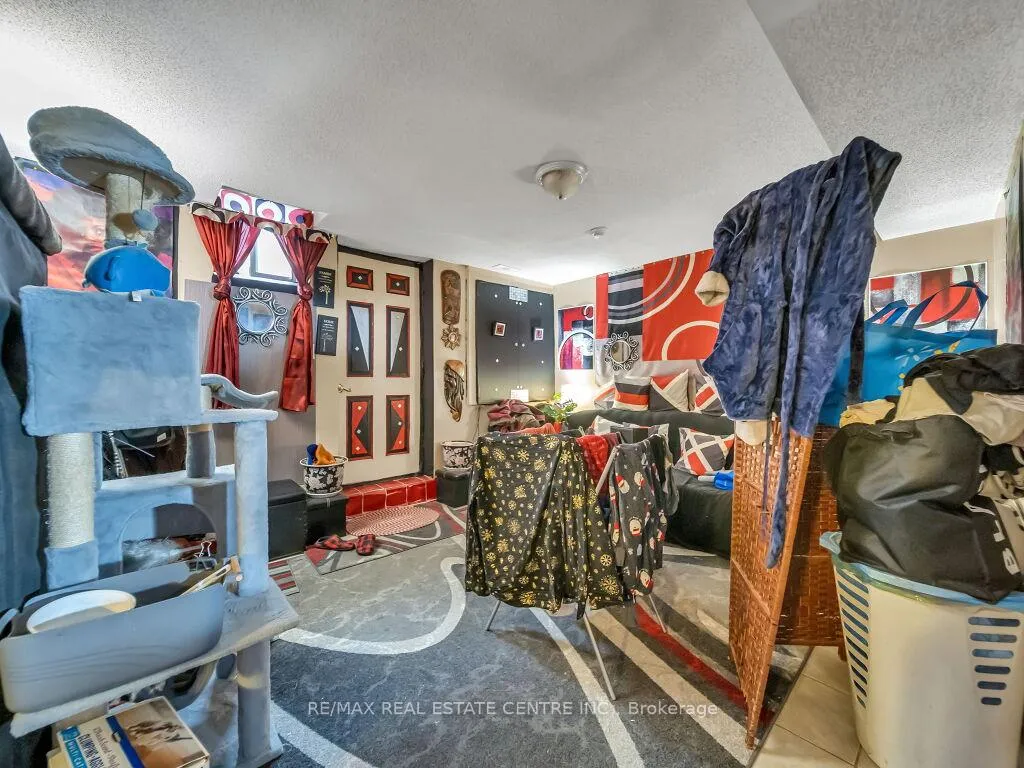Photo 41 of 22 Rufford Drive, Brampton, Vales of Castlemore — HOMEH