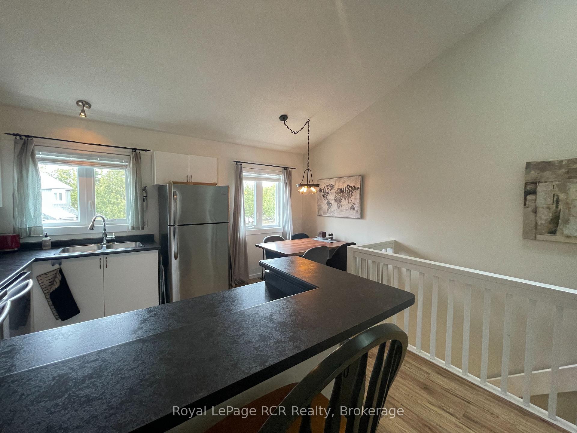Photo 11 of Unit 71, 149 Fairway Crescent, Collingwood — HOMEH