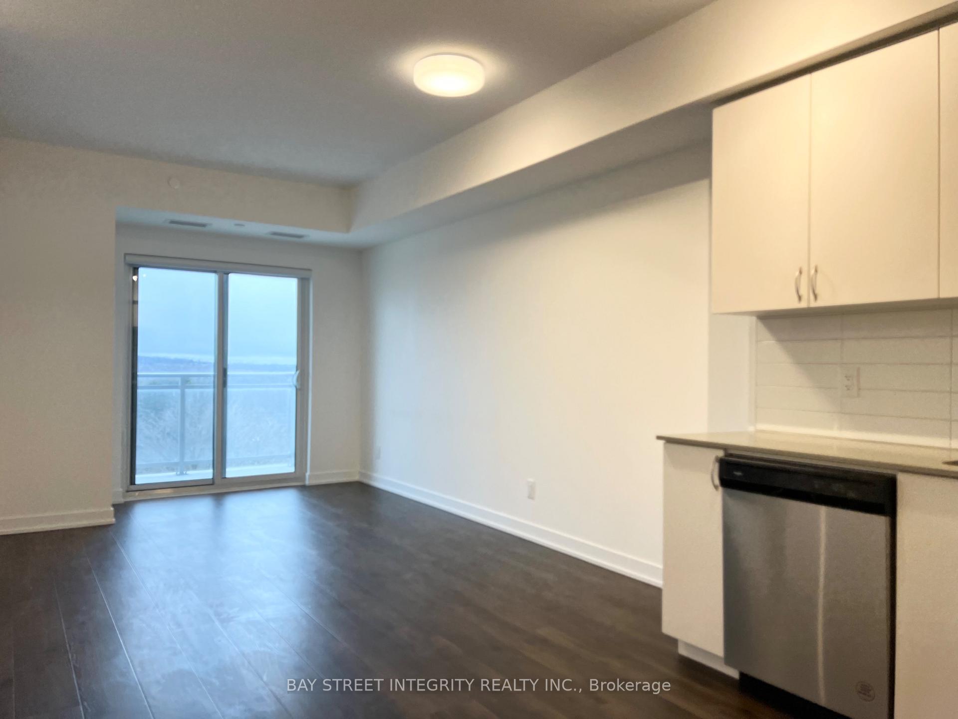 Photo 8 of Unit 804, 56 Lakeside Terrace, Barrie, Little Lake — HOMEH