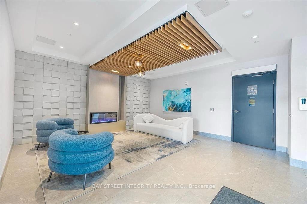 Photo 10 of Unit 804, 56 Lakeside Terrace, Barrie, Little Lake — HOMEH