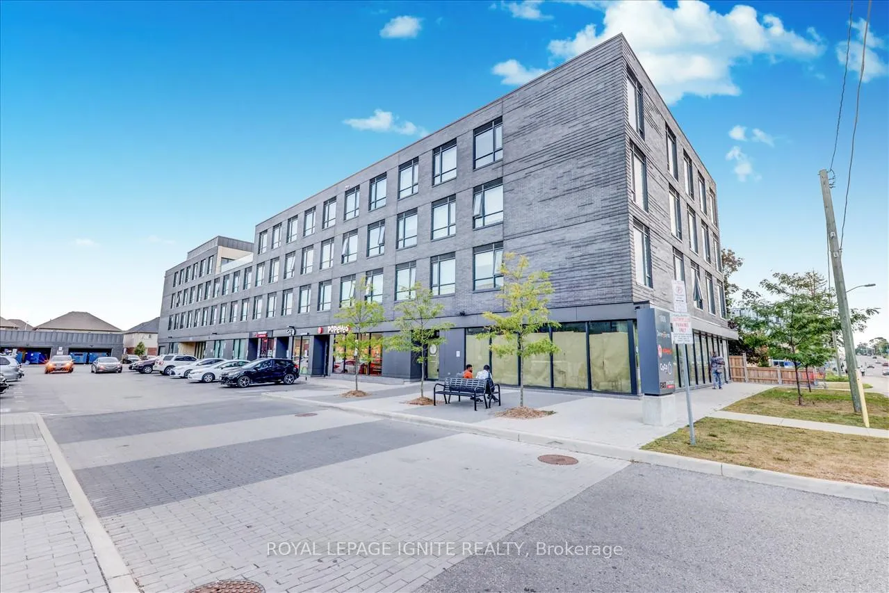 Front of Unit 218, 1800 Simcoe Street N