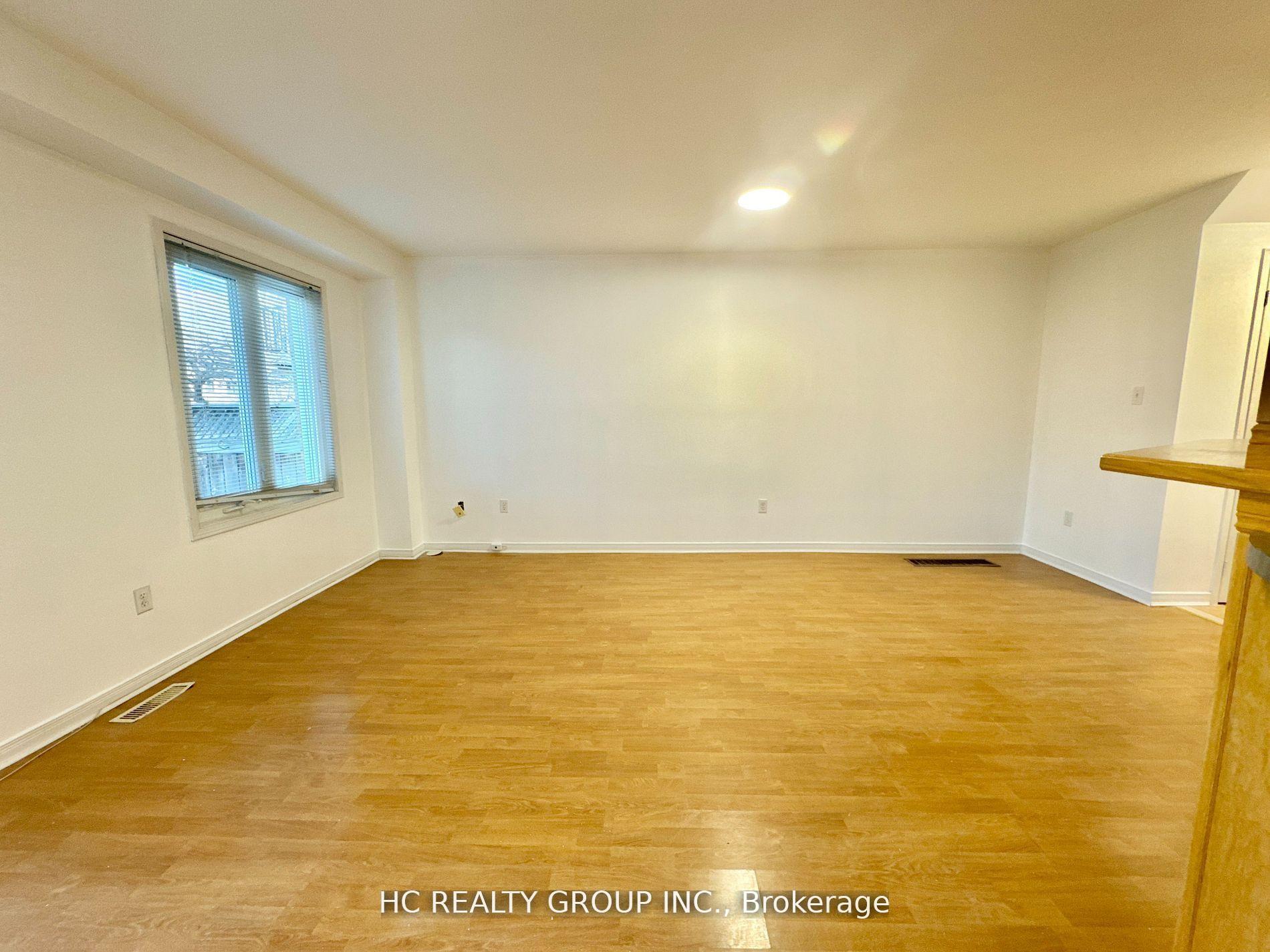 Photo 7 of 12 Mugford Road, Aurora, Bayview Wellington — HOMEH