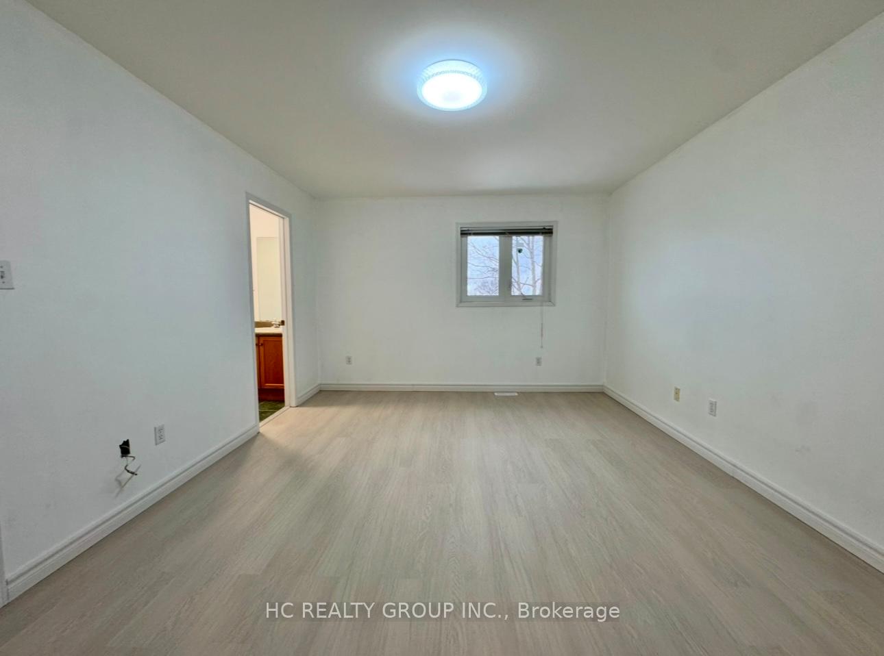 Photo 10 of 12 Mugford Road, Aurora, Bayview Wellington — HOMEH