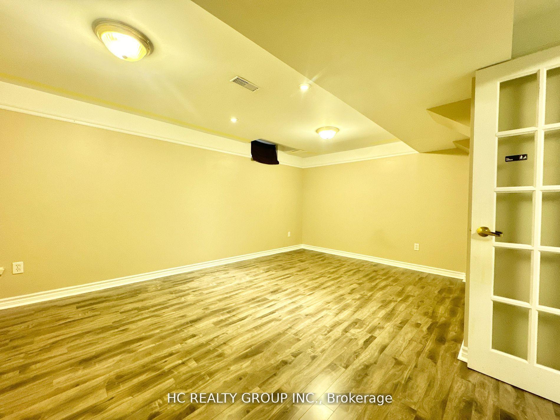 Photo 13 of 12 Mugford Road, Aurora, Bayview Wellington — HOMEH