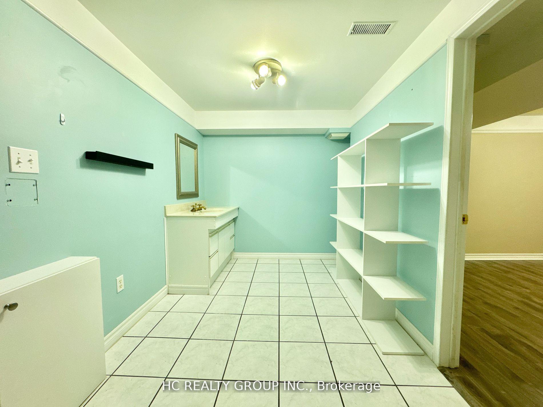 Photo 14 of 12 Mugford Road, Aurora, Bayview Wellington — HOMEH