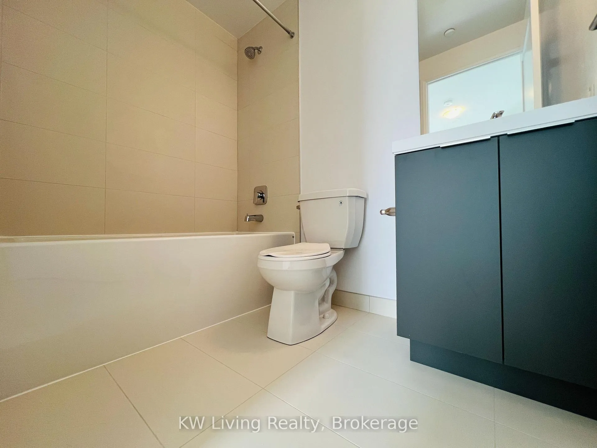 Photo 12 of Unit 3013, 50 Dunfield Avenue, Toronto, Mount Pleasant West — HOMEH