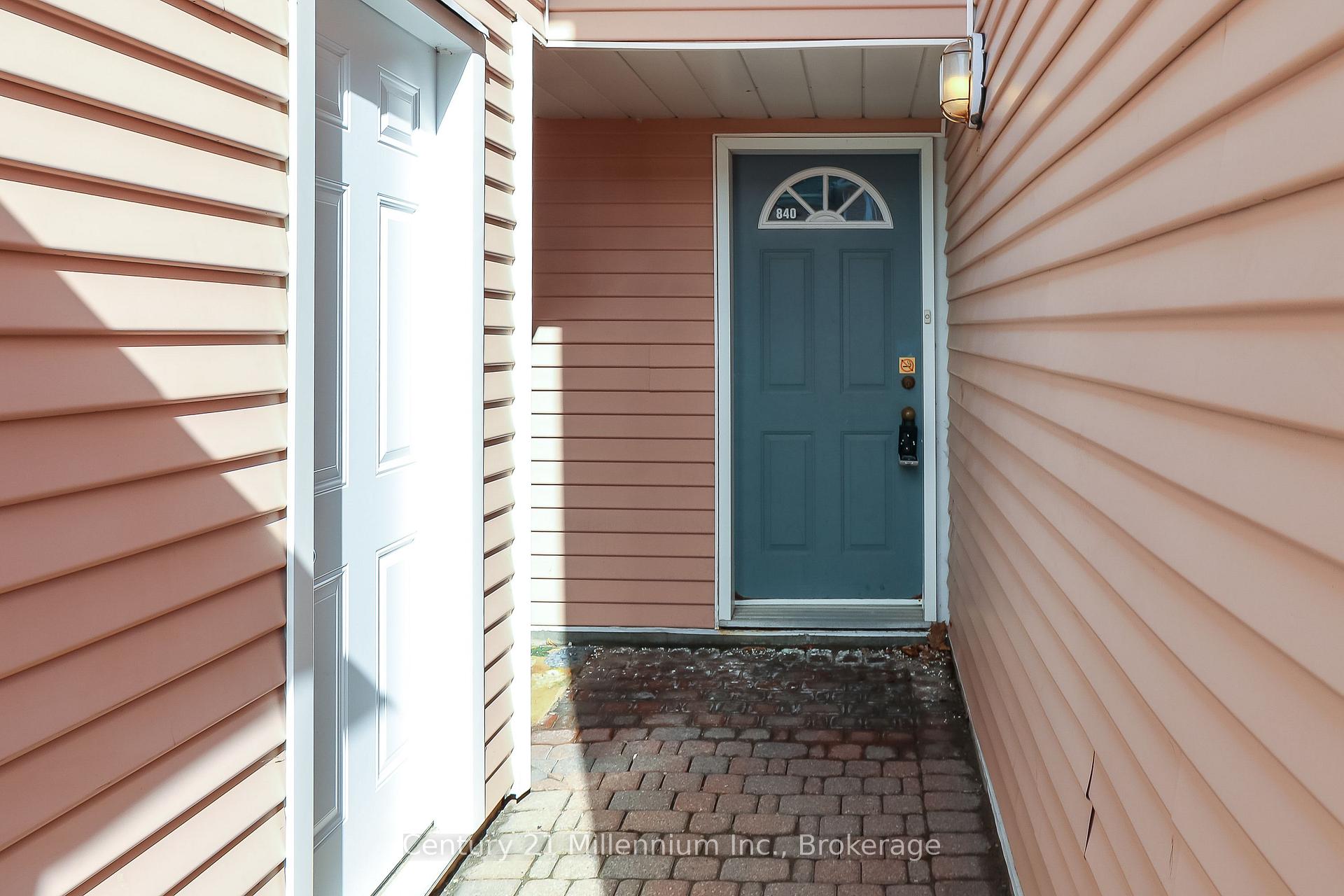 Photo 2 of Unit 840, 34 Dawson Drive, Collingwood — HOMEH