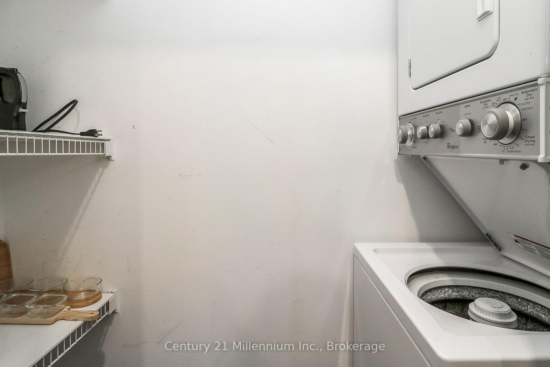 Photo 7 of Unit 840, 34 Dawson Drive, Collingwood — HOMEH