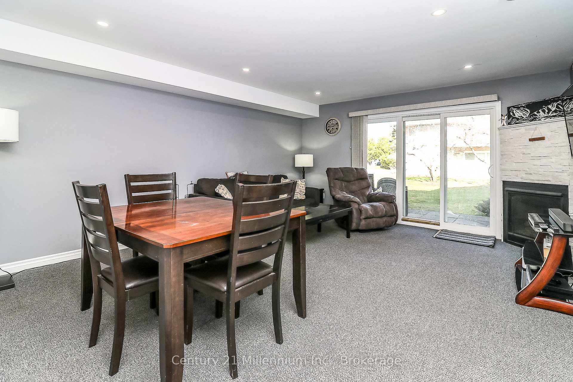 Photo 8 of Unit 840, 34 Dawson Drive, Collingwood — HOMEH