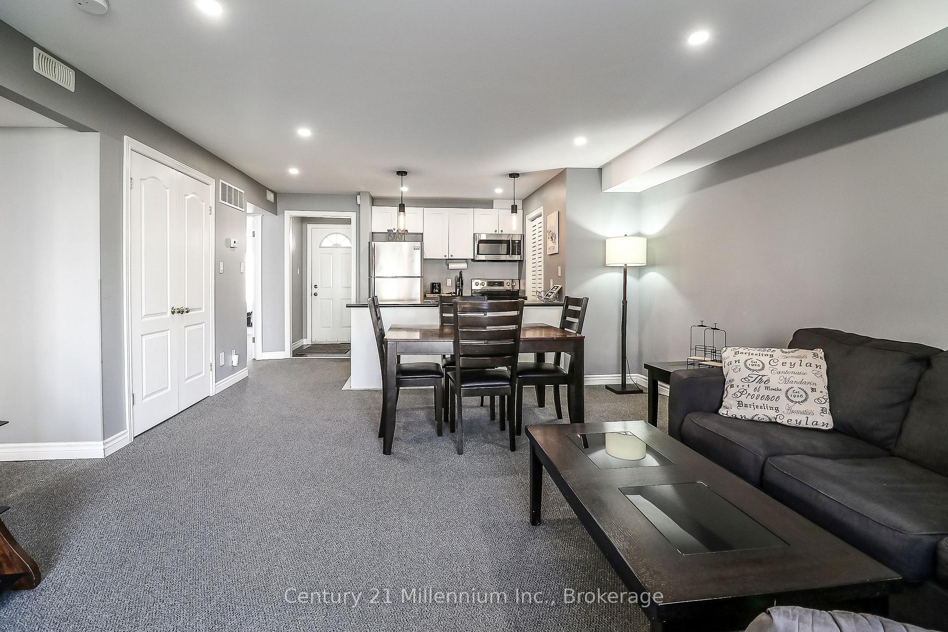 Photo 13 of Unit 840, 34 Dawson Drive, Collingwood — HOMEH