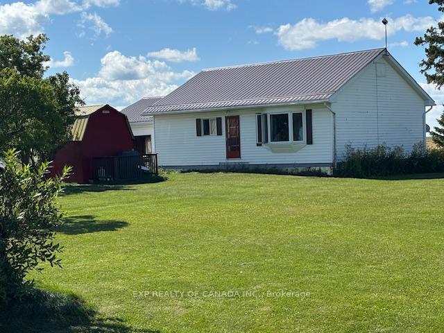 Photo 5 of 1359 Genier Road, Cochrane — HOMEH