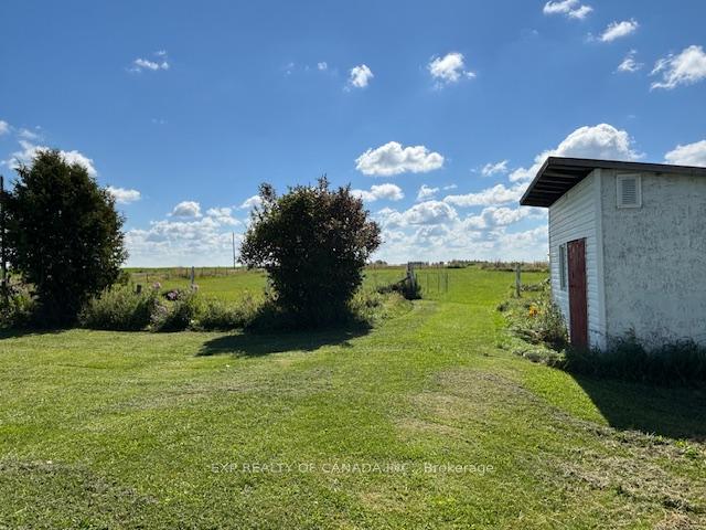 Photo 7 of 1359 Genier Road, Cochrane — HOMEH