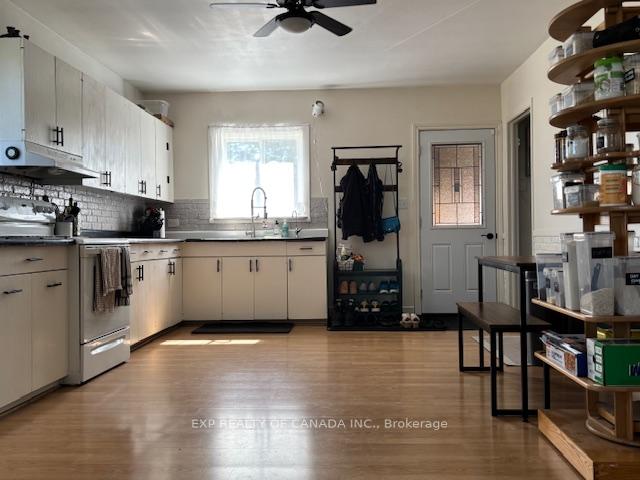 Photo 13 of 1359 Genier Road, Cochrane — HOMEH
